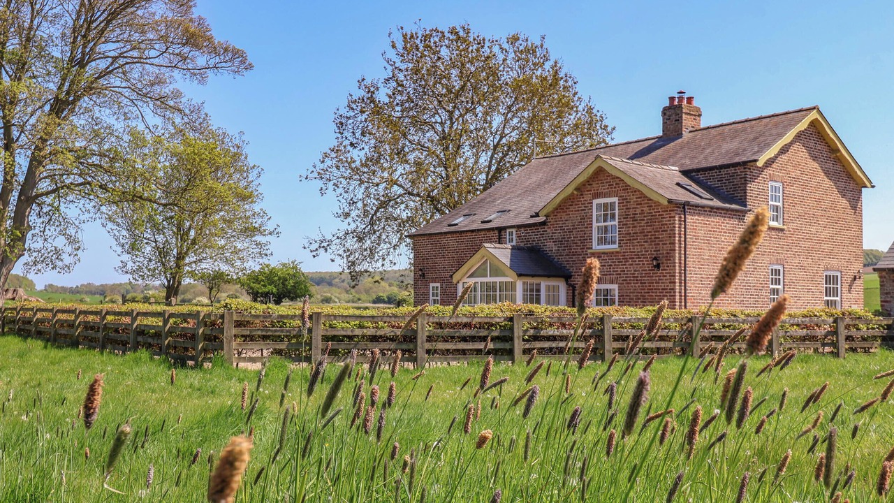 Photo of Outdoor in Buckton