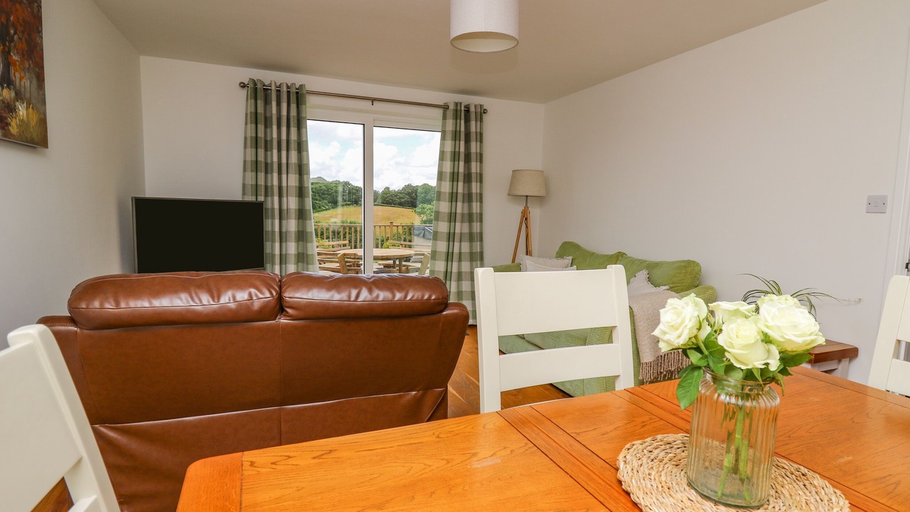 Photo of Livingroom in Disserth and Trecoed