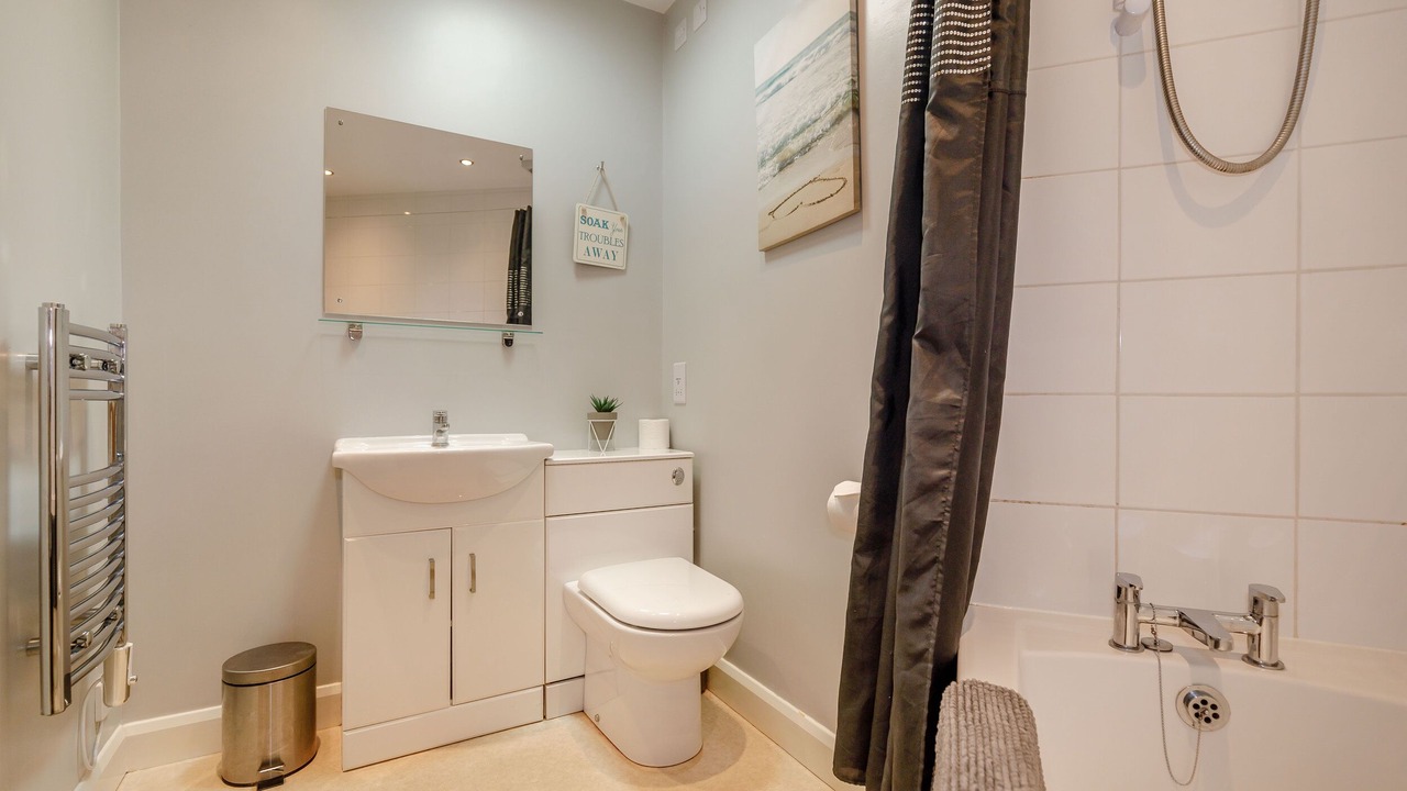 Photo of Bathroom in Hunmanby