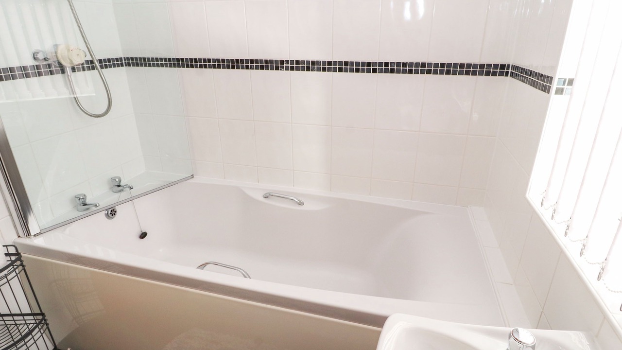 Photo of Bathroom in Pooley Bridge