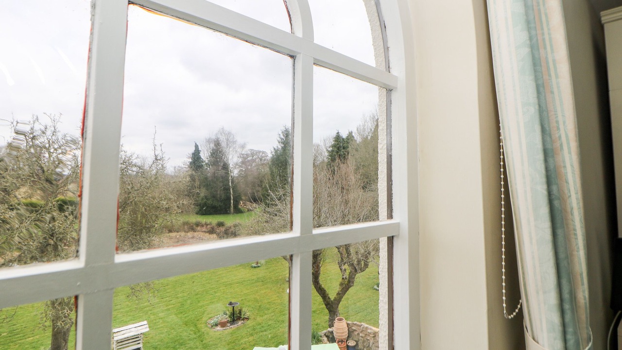 Photo of Others in Carlton in Lindrick