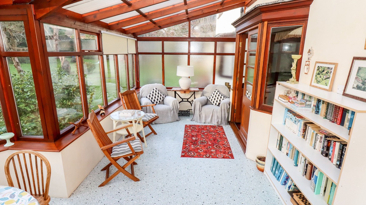 Photo of Others in Carlton in Lindrick