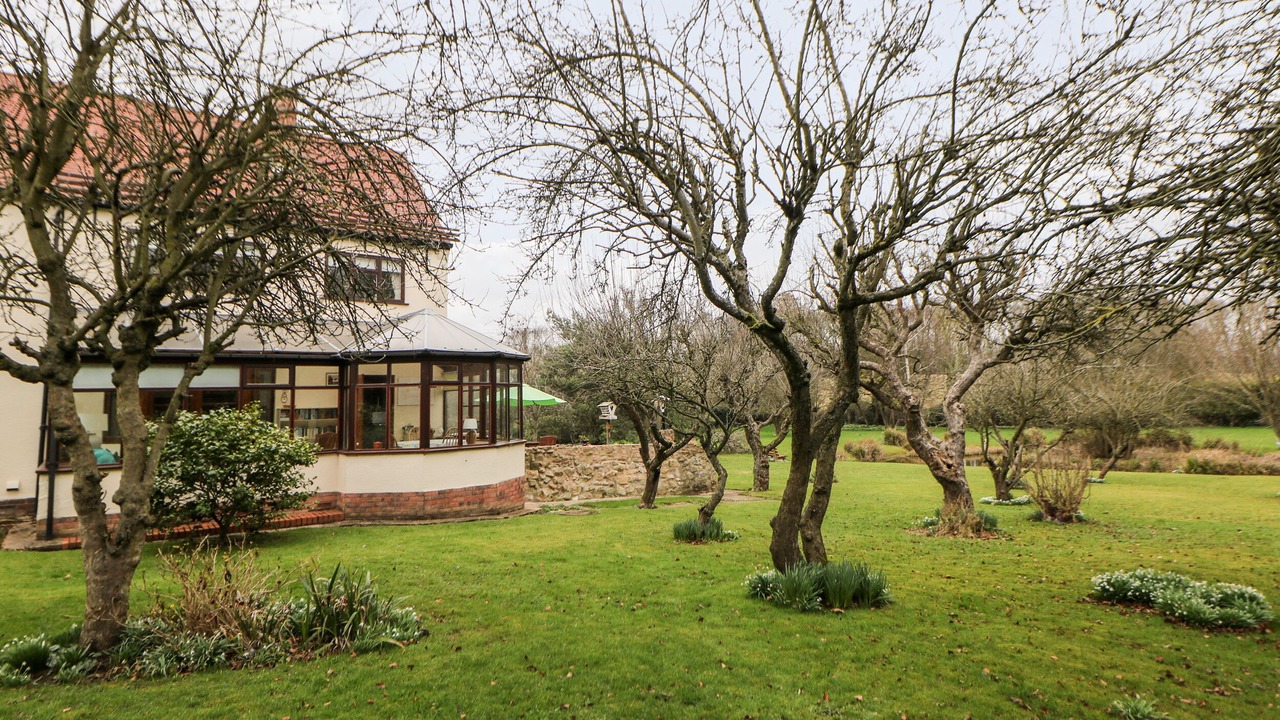 Photo of Others in Carlton in Lindrick