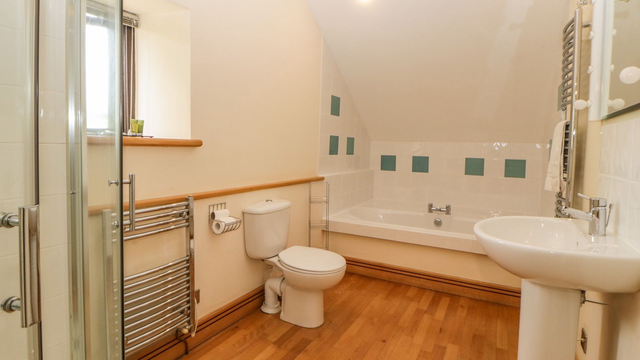 Photo of Bathroom in Mary Tavy