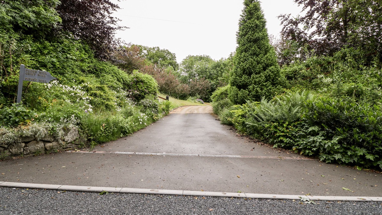 Photo of Others in Bedchester