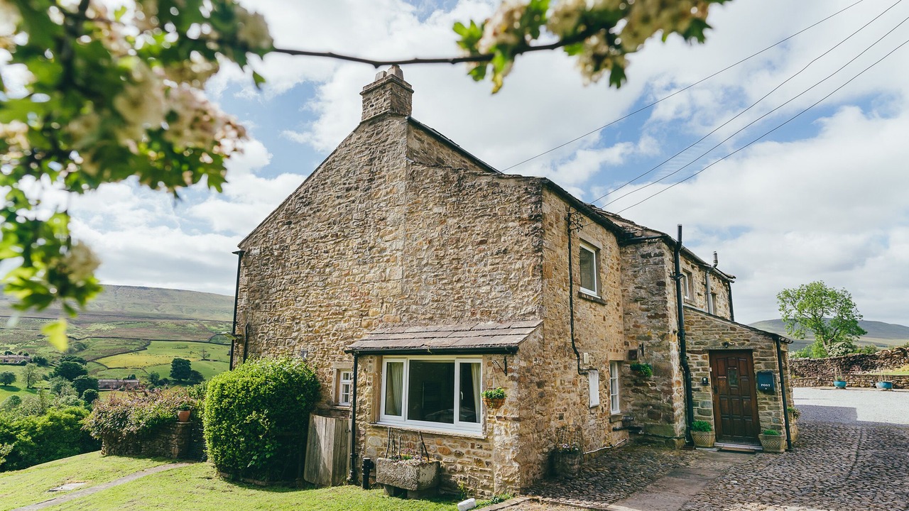 Photo of Others in Horsehouse