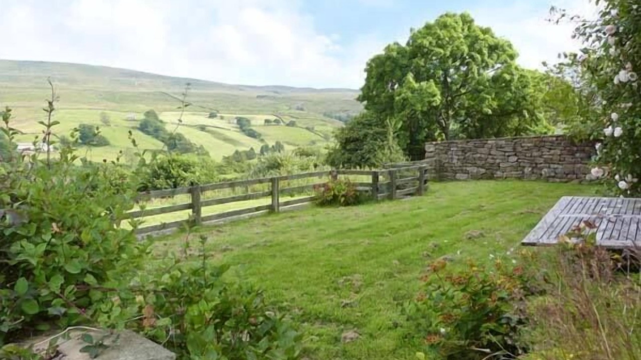 Photo of Others in Horsehouse