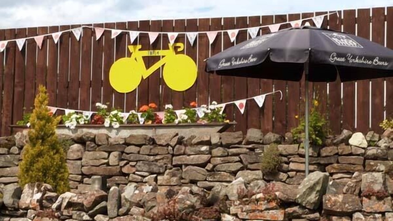 Photo of Others in Horsehouse