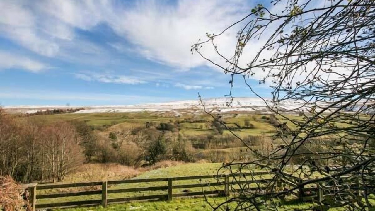 Photo of Others in Horsehouse
