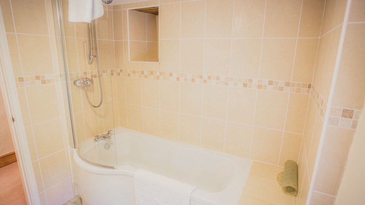 Photo of Others in Horsehouse