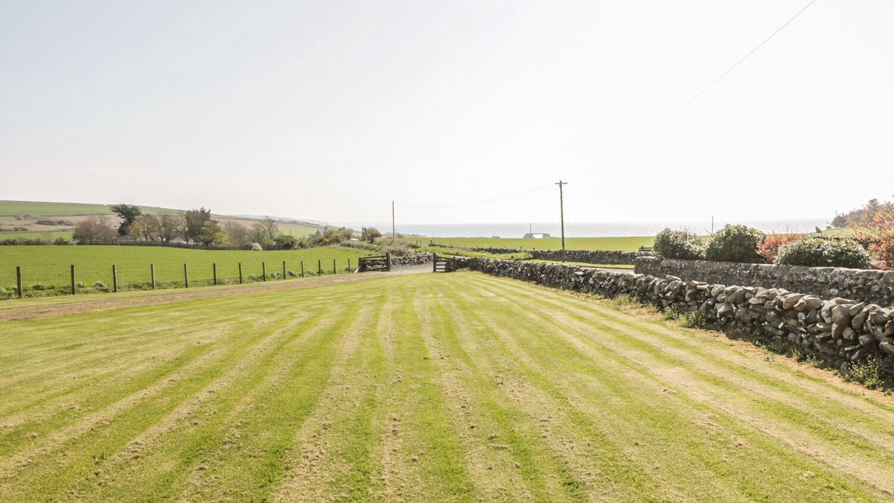 Photo of Others in Newton Stewart