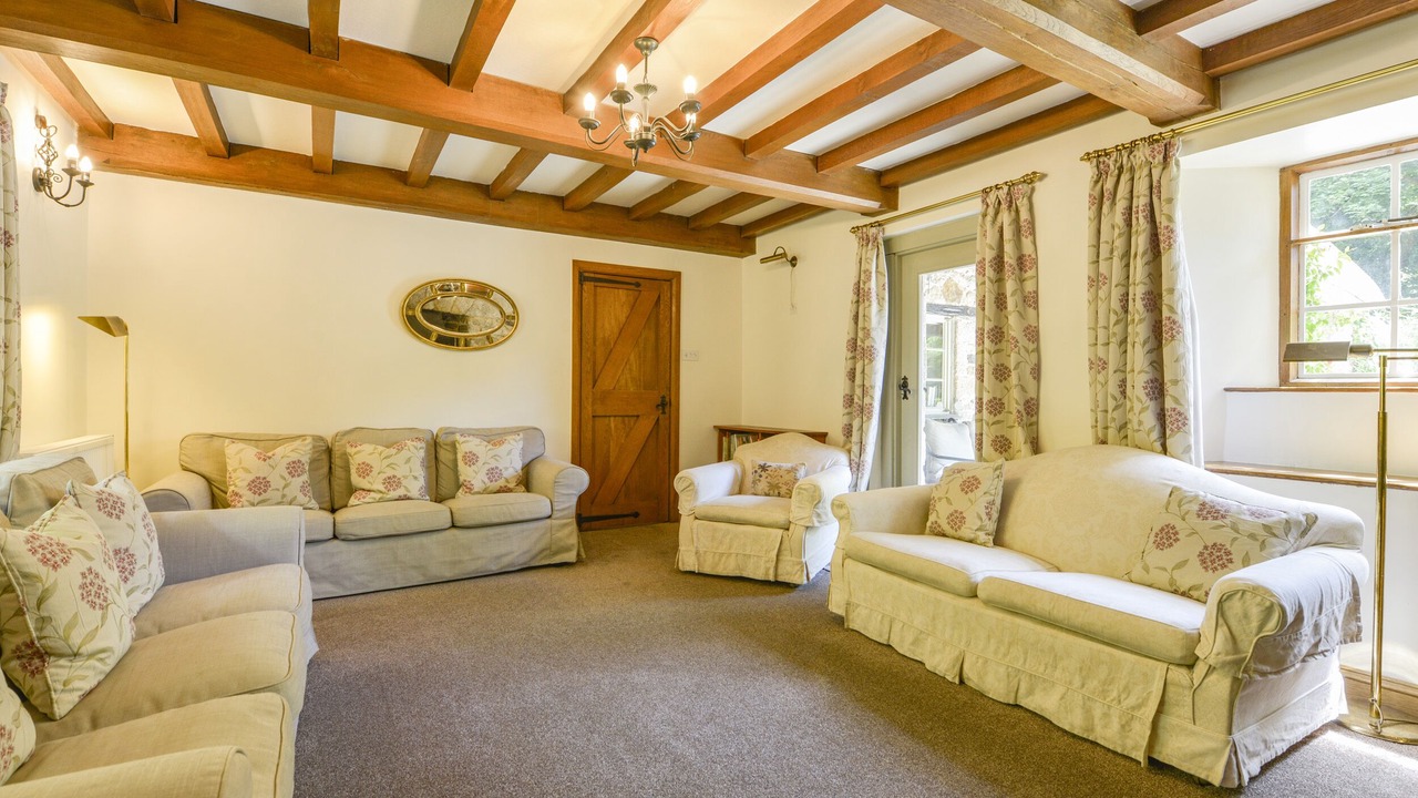 Photo of Livingroom in Newton Abbot