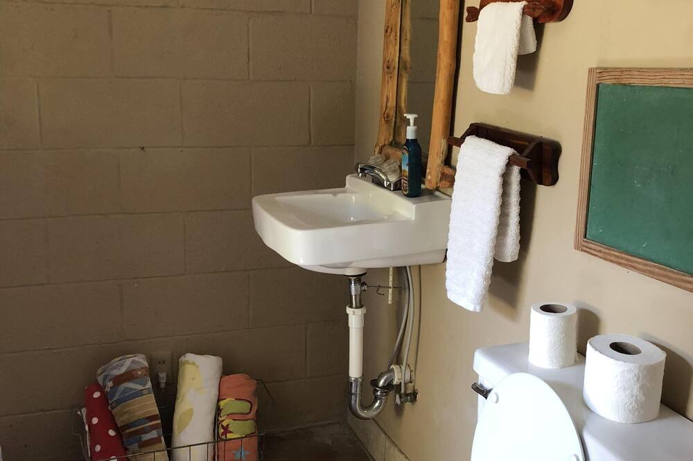 Photo of Bathroom in Vian