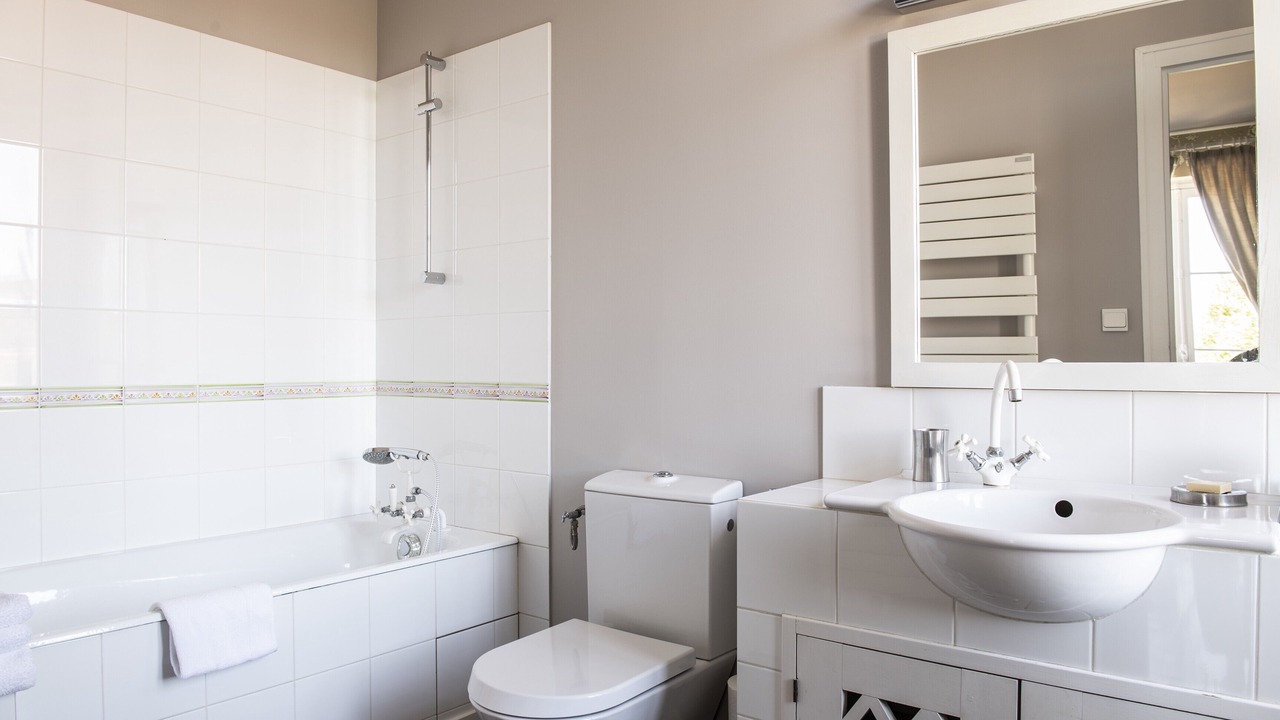 Photo of Bathroom in Saint-Estephe