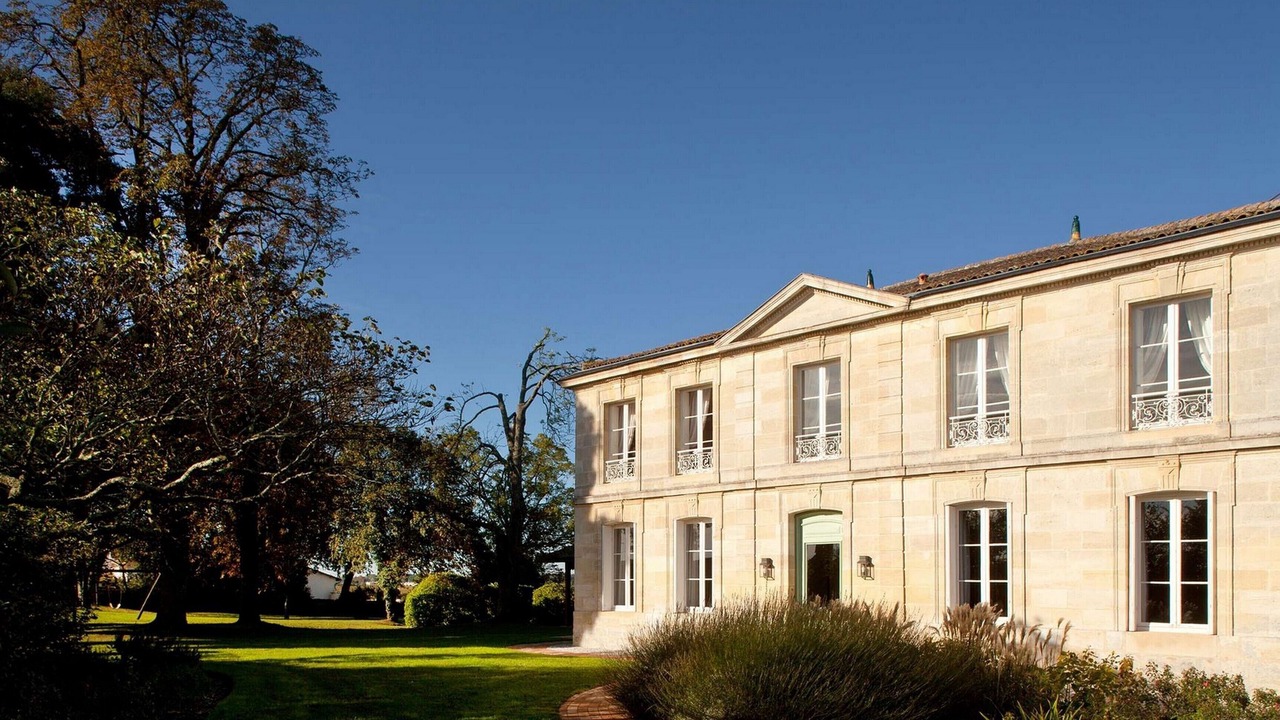 Photo of Outdoor in Saint-Estephe