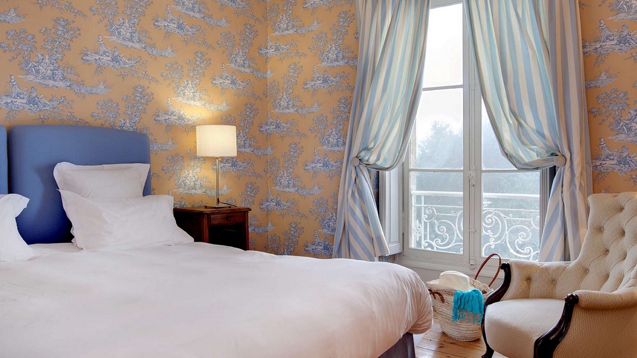 Photo of Bedroom in Saint-Estephe