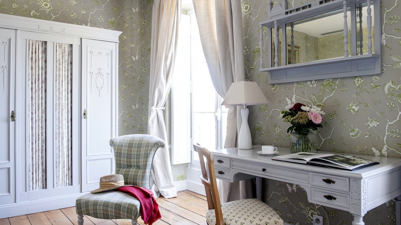 Photo of Bedroom in Saint-Estephe