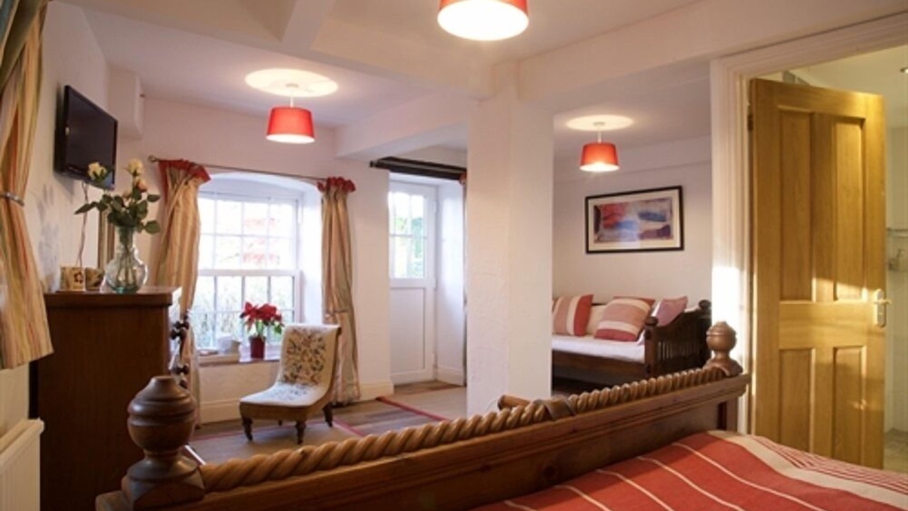 Photo of Bedroom in Alweston