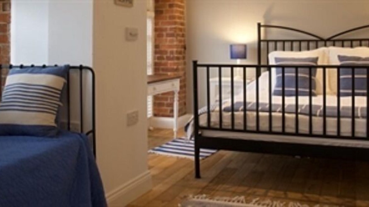 Photo of Bedroom in Alweston