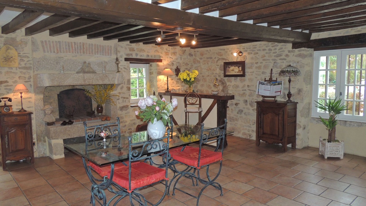 Photo of Others in Pace