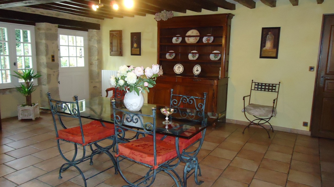 Photo of Others in Pace