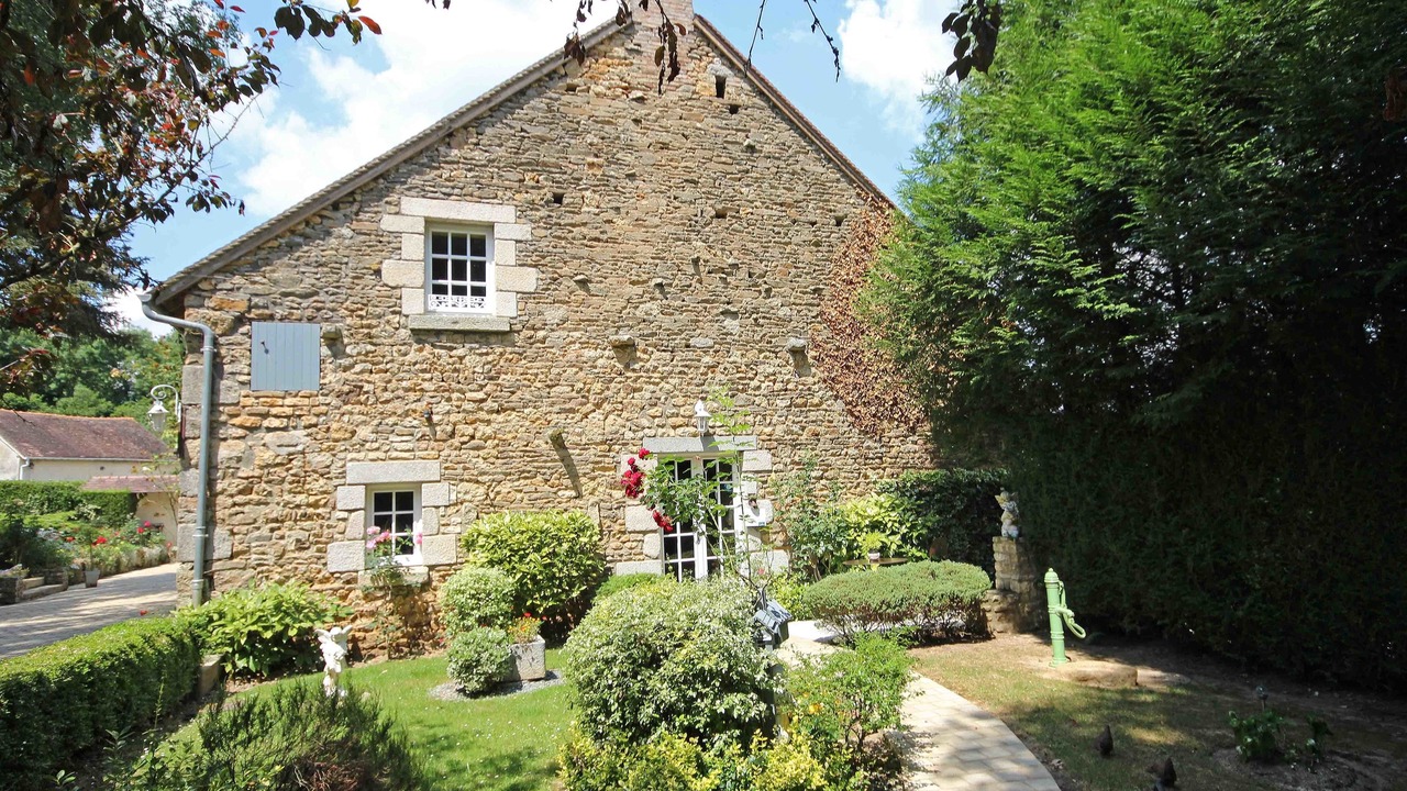 Photo of Outdoor in Pace