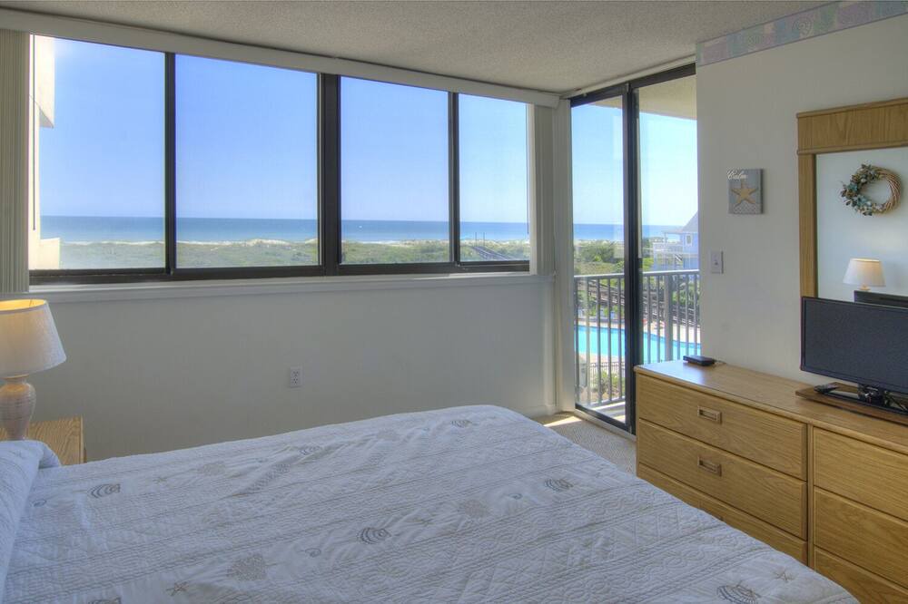 Photo of Bedroom in Atlantic Beach