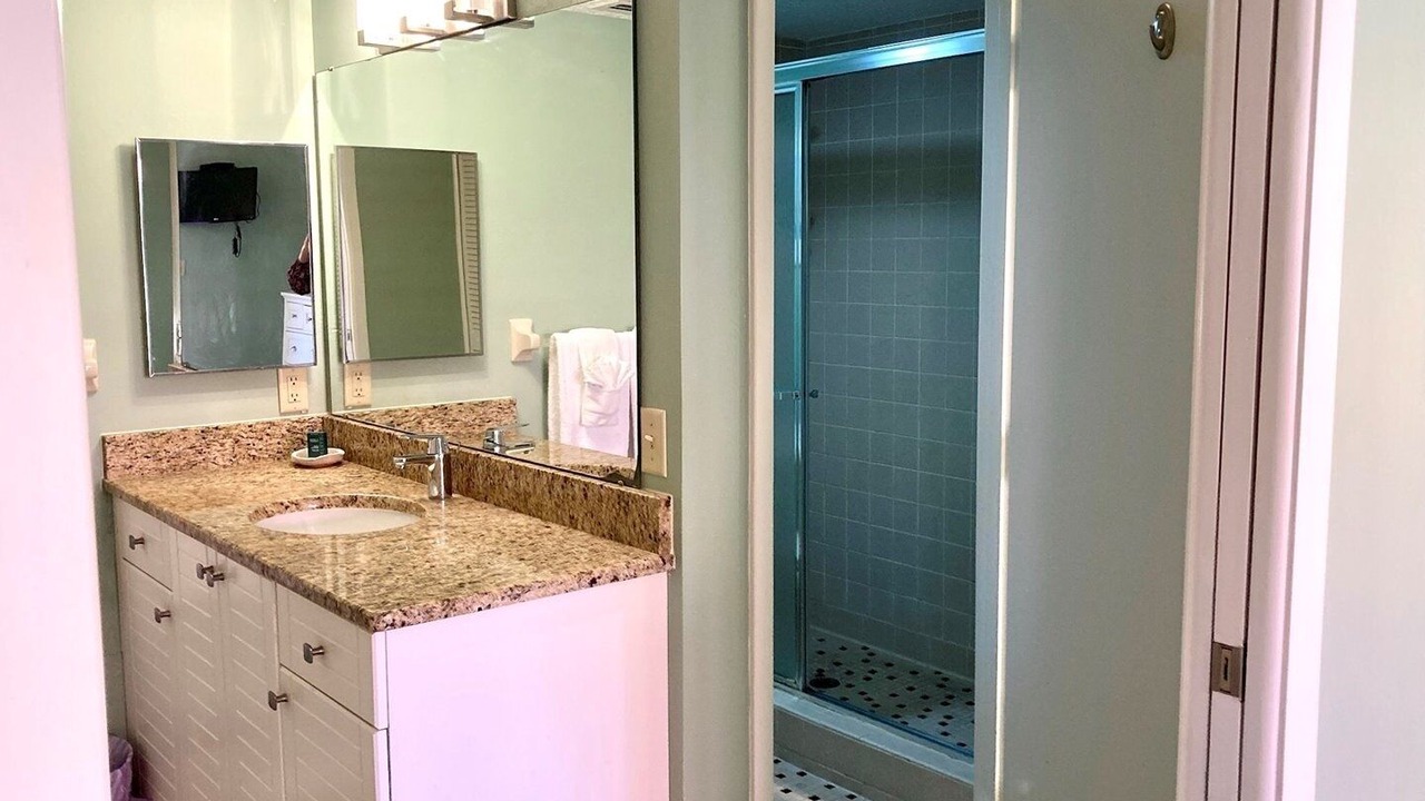 Photo of Bathroom in Holmes Beach