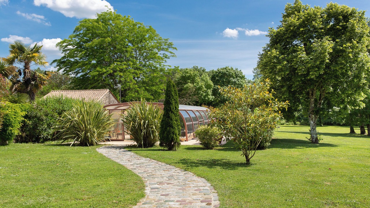 Photo of Outdoor in Saint-Androny