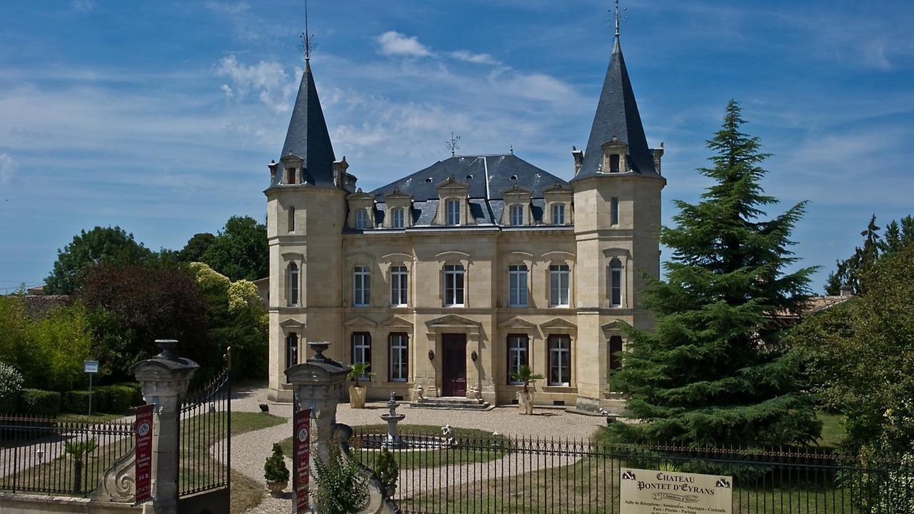 Photo of Outdoor in Eyrans