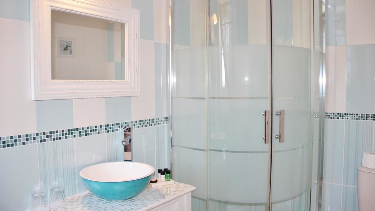 Photo of Bathroom in Eyrans