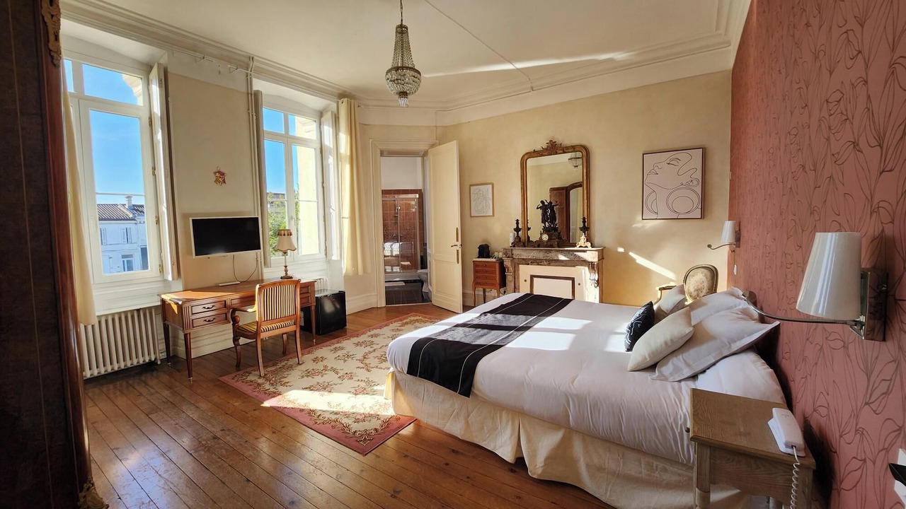Photo of Bedroom in Eyrans