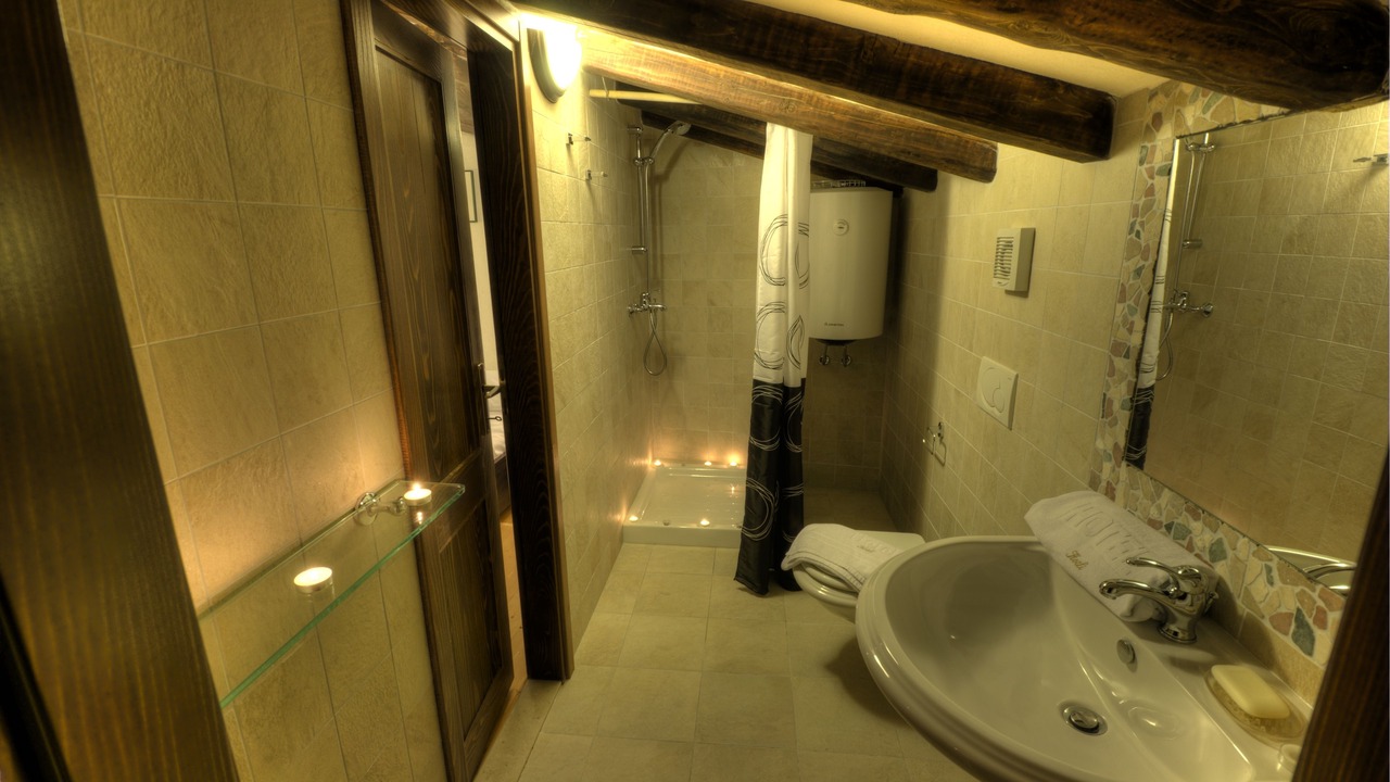 Photo of Bathroom in Kotli