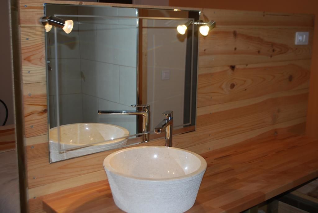 Photo of Bathroom in Augne