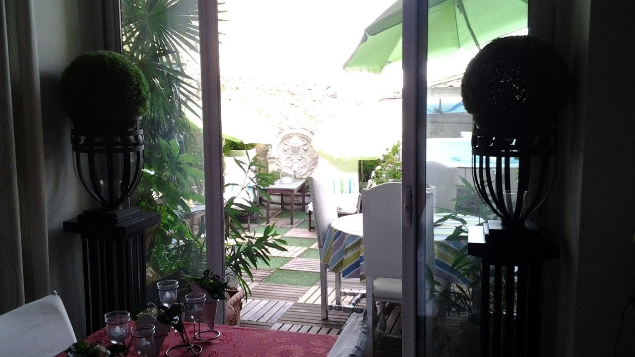 Photo of Patio Balcony in Corneilhan