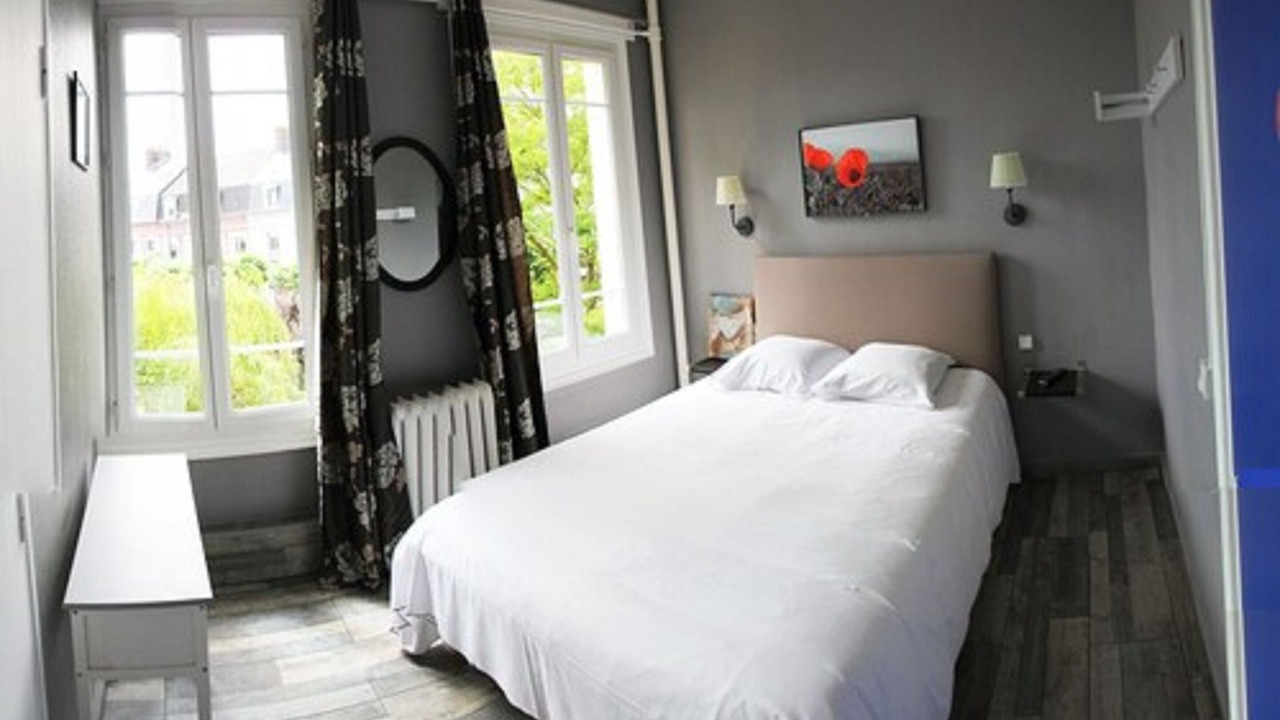 Photo of Bedroom in Lillebonne
