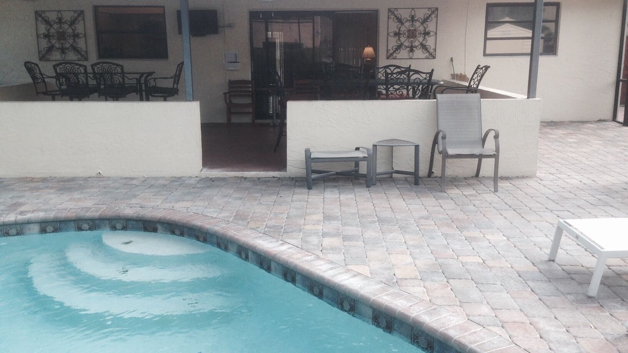 Photo of Outdoor in Sunrise