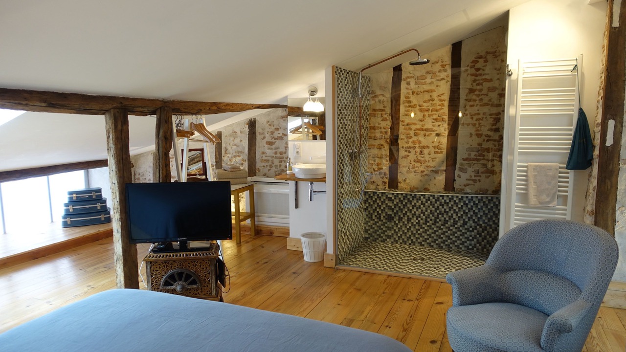 Photo of Bathroom in Lavaur