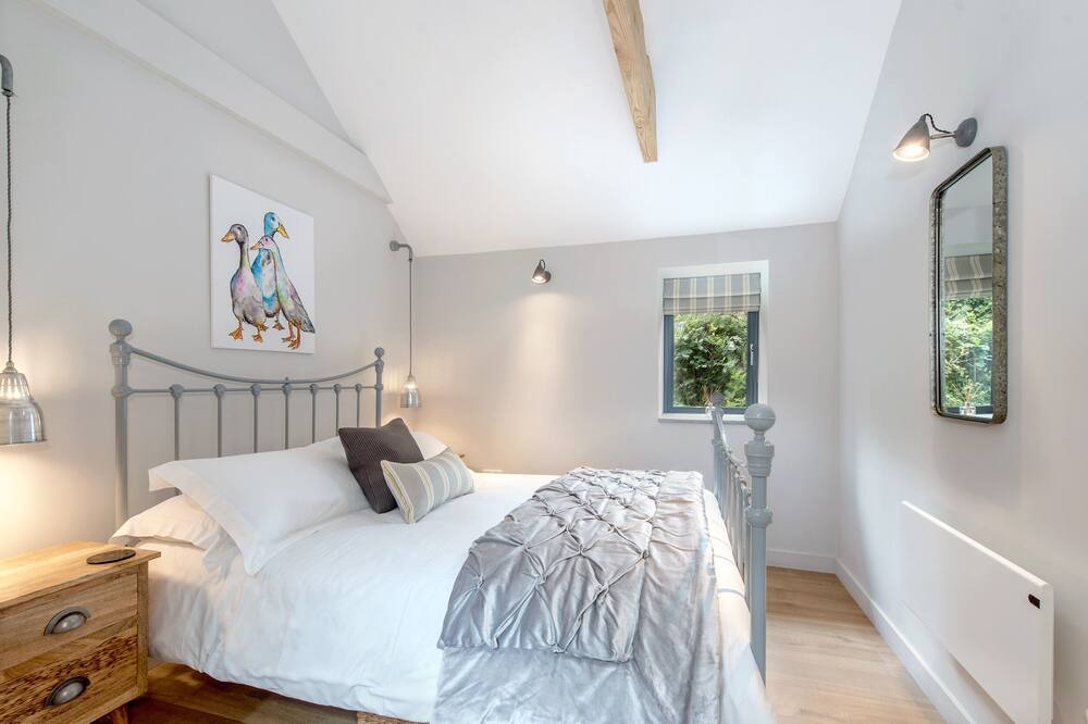 Photo of Bedroom in West Buckland