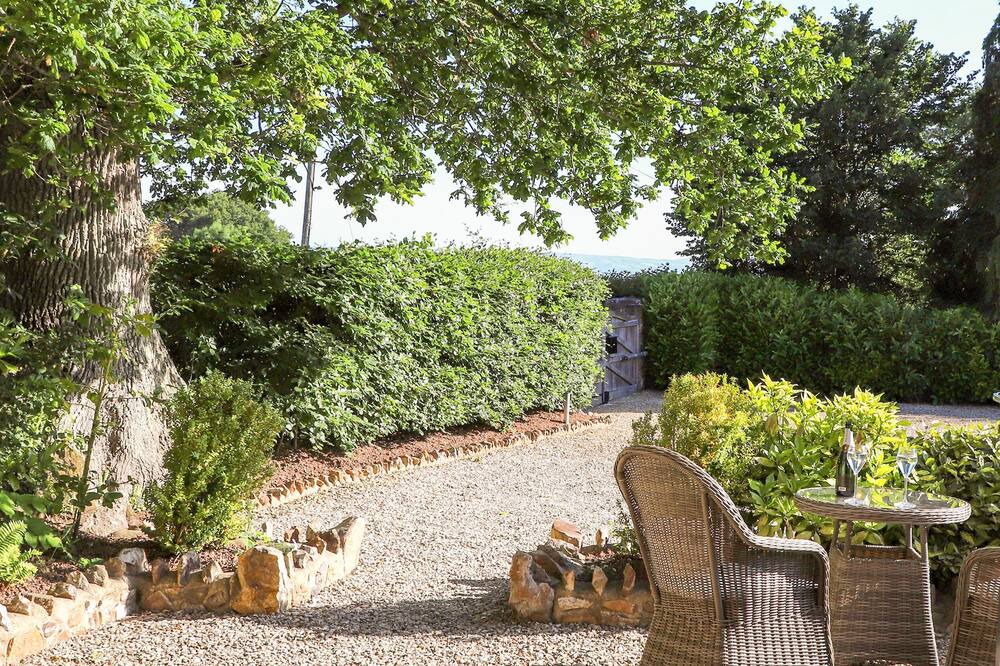 Photo of Outdoor in West Buckland