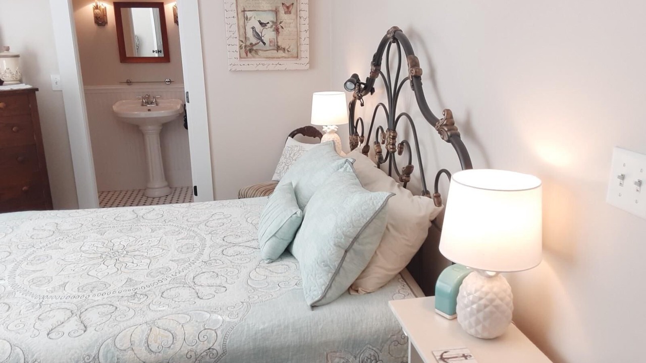 Photo of Bedroom in York Beach