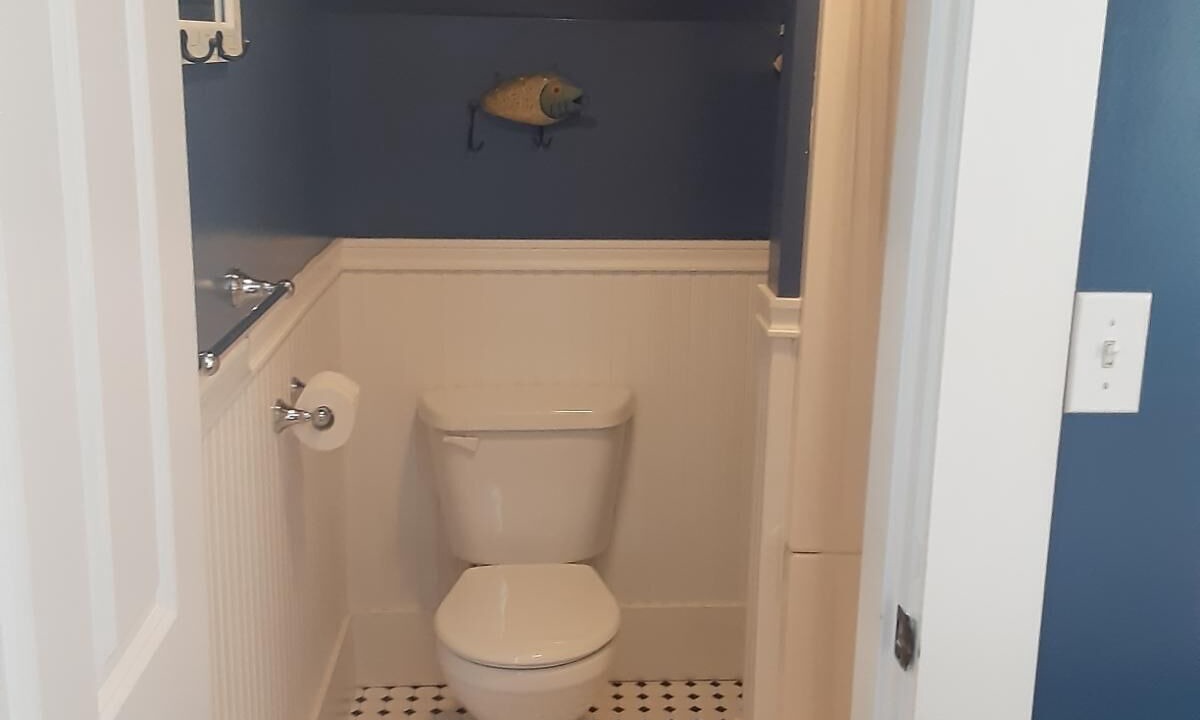 Photo of Bathroom in York Beach