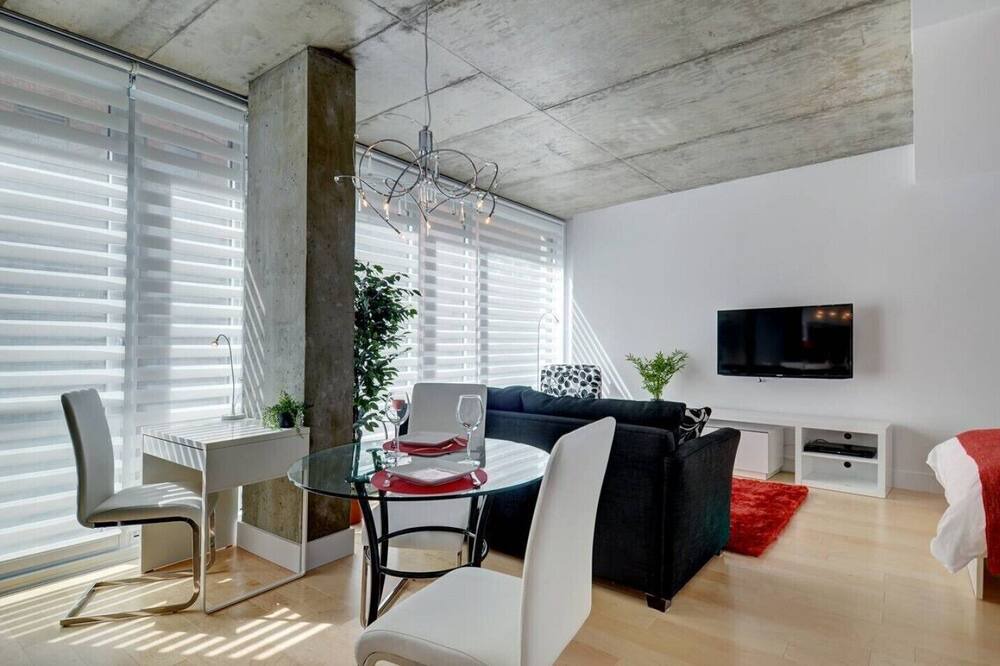 Photo of Livingroom in Saint-Jean-Baptiste