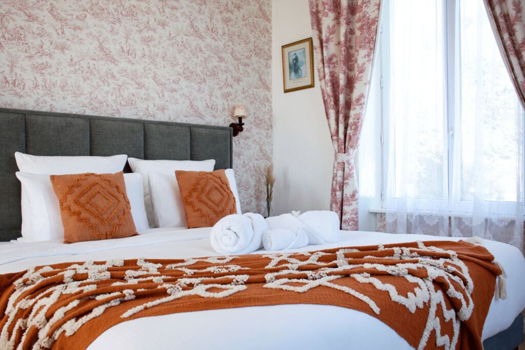Photo of Bedroom in Caurel