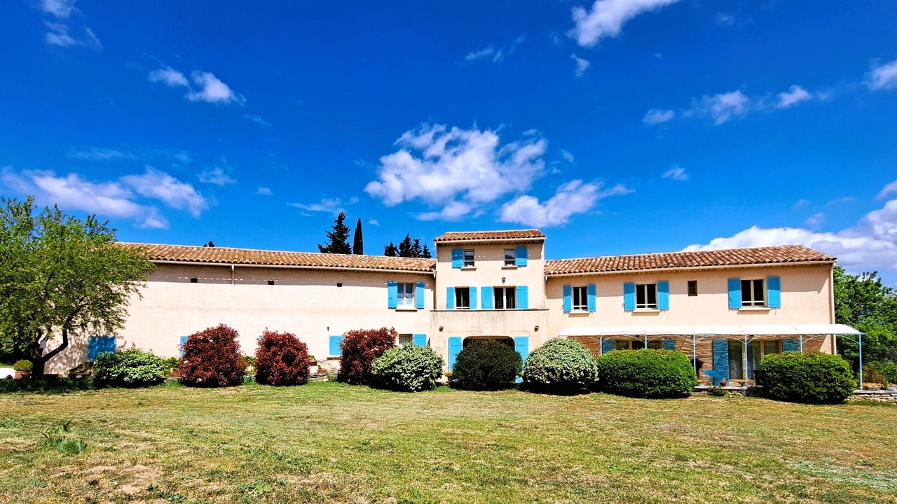 Photo of Outdoor in Lacoste