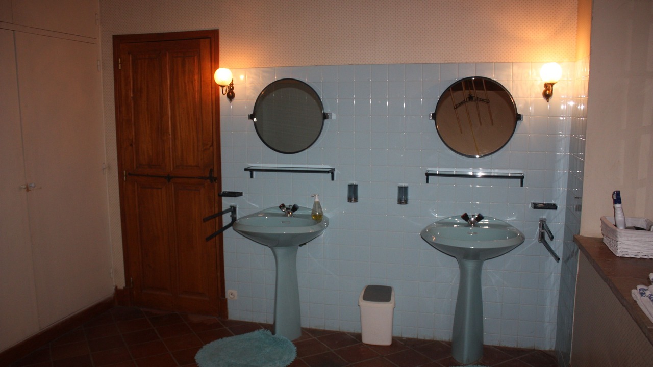 Photo of Bathroom in Lavaur