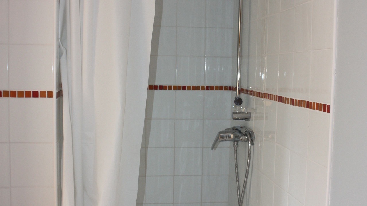 Photo of Bathroom in Lavaur