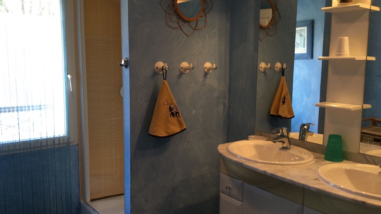 Photo of Bathroom in Maisse