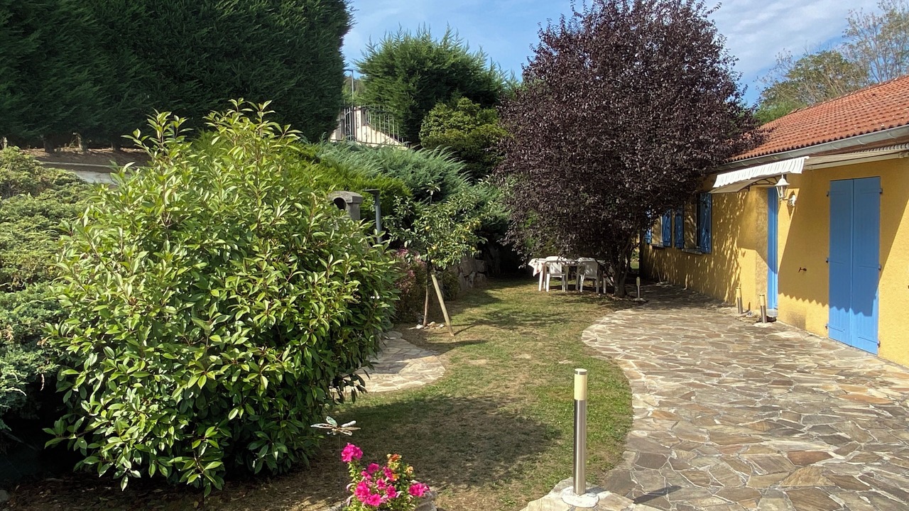 Photo of Outdoor in Unieux