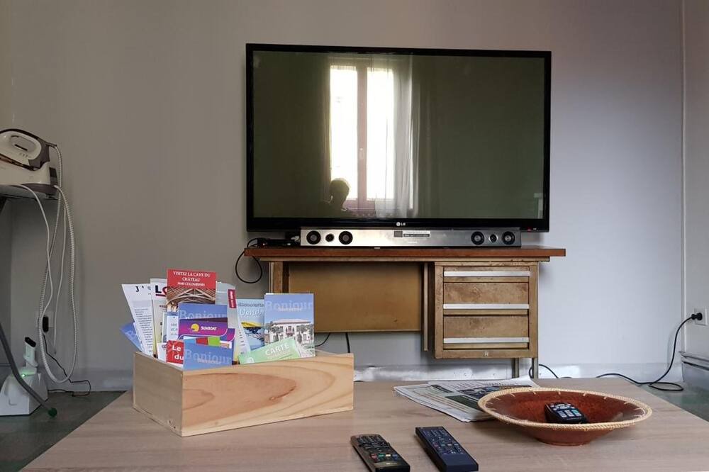 Photo of Livingroom in Nissan-lez-Enserune